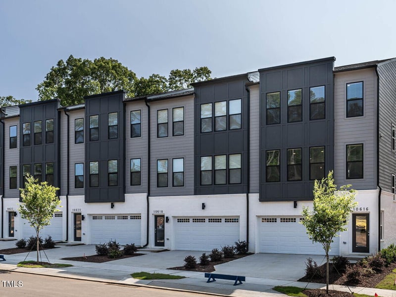 10618 Pleasant Branch Dr, Raleigh, NC 27614
