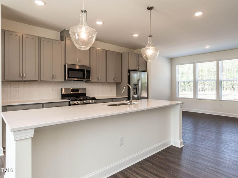 10618 Pleasant Branch Dr, Raleigh, NC 27614