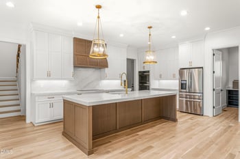 1062 Lochshire Dr, Burlington, NC 27215