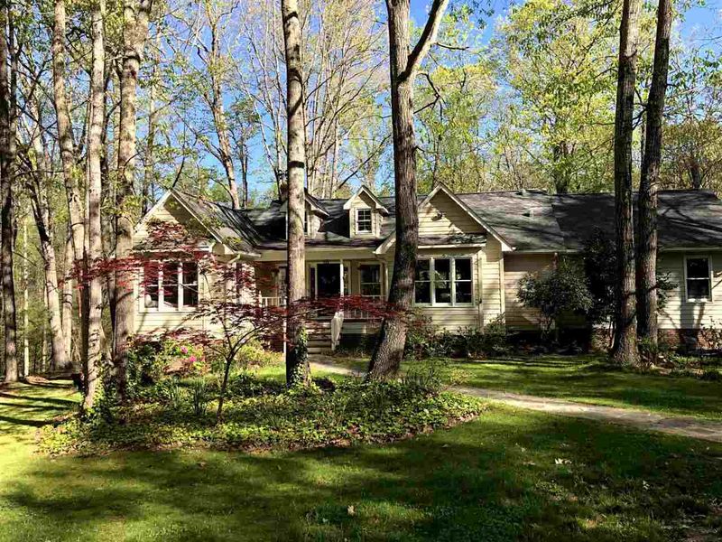 1062 Pebblebrook Dr, Wake Forest, NC 27587