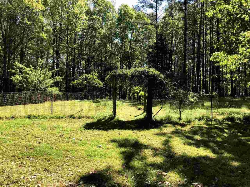 1062 Pebblebrook Dr, Wake Forest, NC 27587