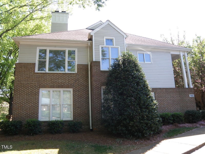 1062 Washington St #201, Raleigh, NC 27605