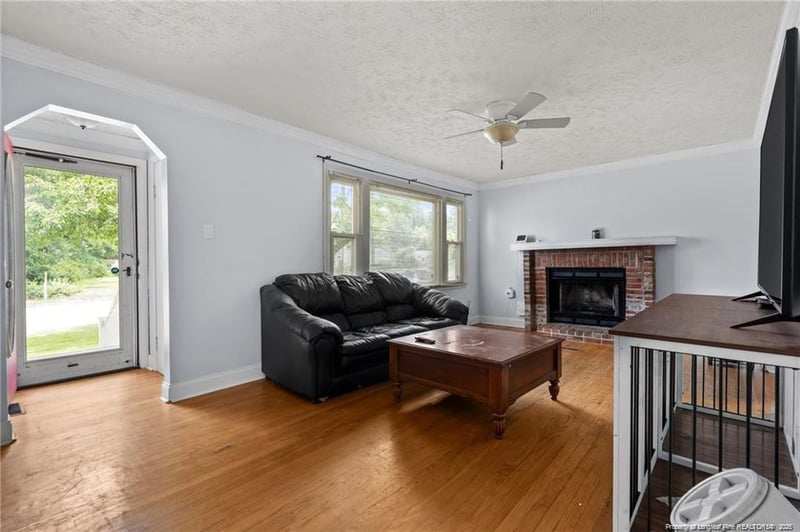 1062 Winslow St, Fayetteville, NC 28306