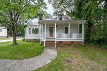 1062 Winslow St, Fayetteville, NC 28306