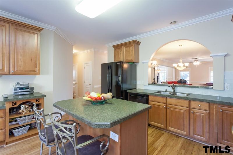 10621 Cokesbury Ln, Raleigh, NC 27614