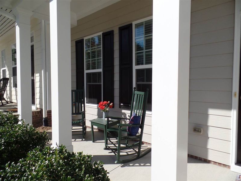 1063 Perdue Dr, Chapel Hill, NC 27517