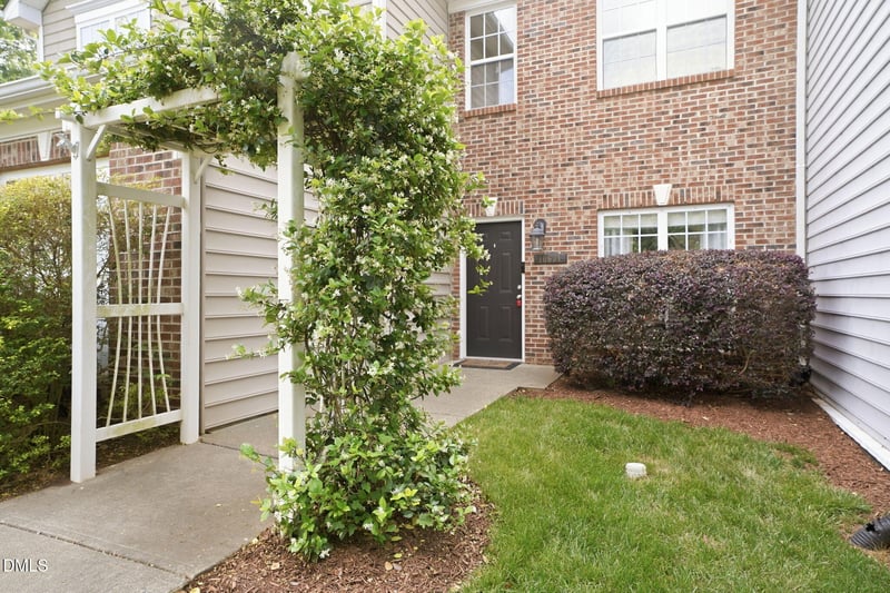 10631 Edmundson Ave, Raleigh, NC 27614