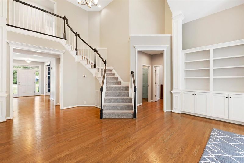 10632 Silverwood Creek Dr, Raleigh, NC 27614