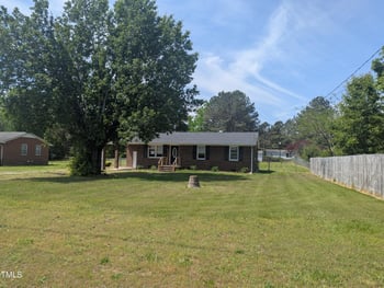 1064 Abbott Rd, Henderson, NC 27537