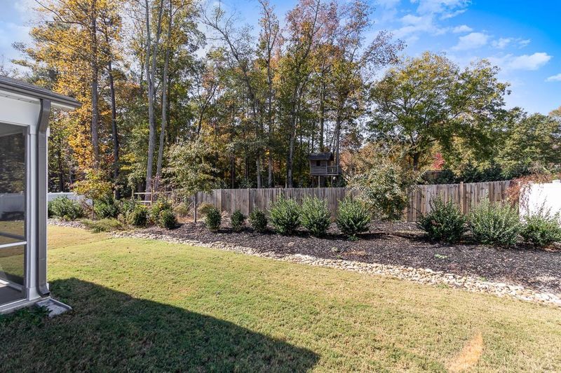 1064 Bellewood Park Dr, Angier, NC 27501