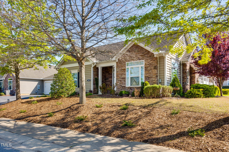 1064 Blue Bird Ln, Wake Forest, NC 27587