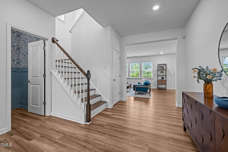 1064 Kafka Dr, Fuquay Varina, NC 27526