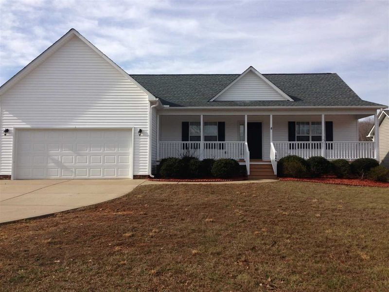 1064 S Willhaven Dr, Fuquay Varina, NC 27526