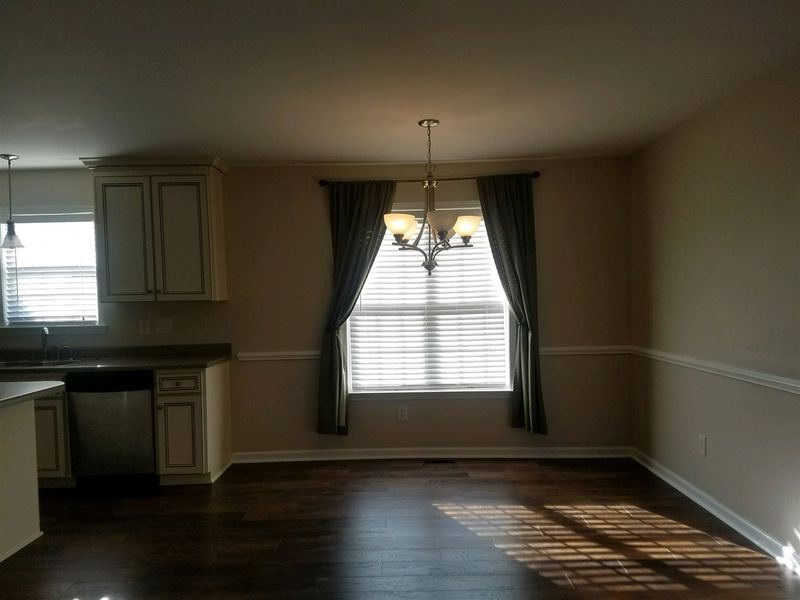 1064 S Willhaven Dr, Fuquay Varina, NC 27526