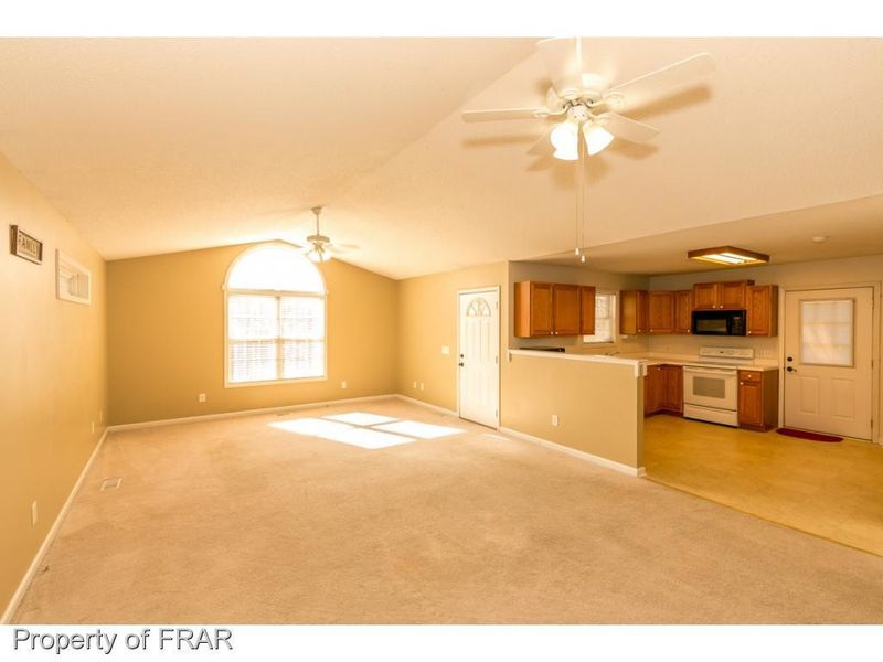 1065 Windrace Tr, Sanford, NC 27332