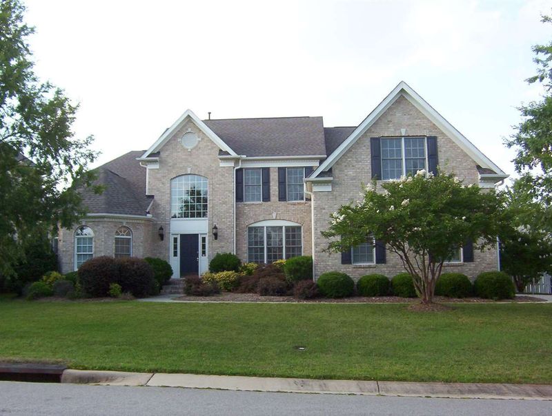 10652 Tarton Fields Cir, Raleigh, NC 27617
