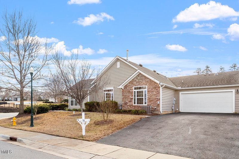 1066 Blue Bird Ln, Wake Forest, NC 27587