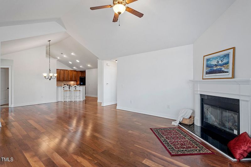1066 Blue Bird Ln, Wake Forest, NC 27587