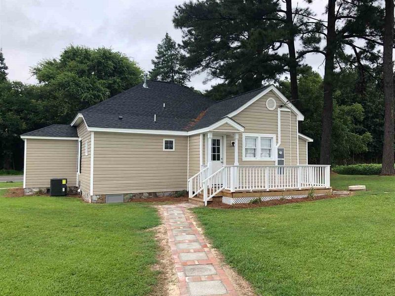 1066 E Nc 27 E Hw, Lillington, NC 27546