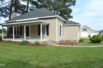 1066 Nc 27 , Lillington, NC 27546