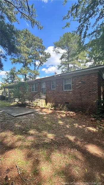 1066 Strickland Bridge Rd, Fayetteville, NC 28304