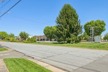 1066 Winding Spring Dr, Mebane, NC 27302