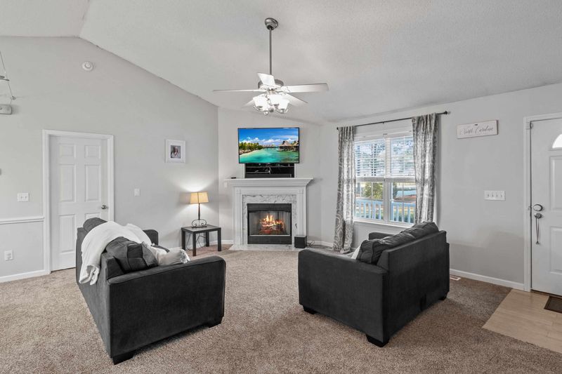 1067 Mclemore Rd, Clayton, NC 27520