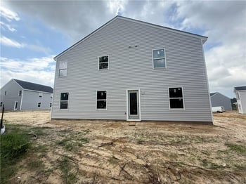 1068 Emerald Stone Loop, Hope Mills, NC 28348