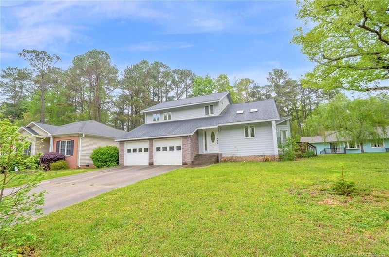 1068 Windrace Trl, Sanford, NC 27332