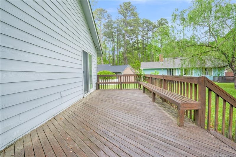 1068 Windrace Trl, Sanford, NC 27332