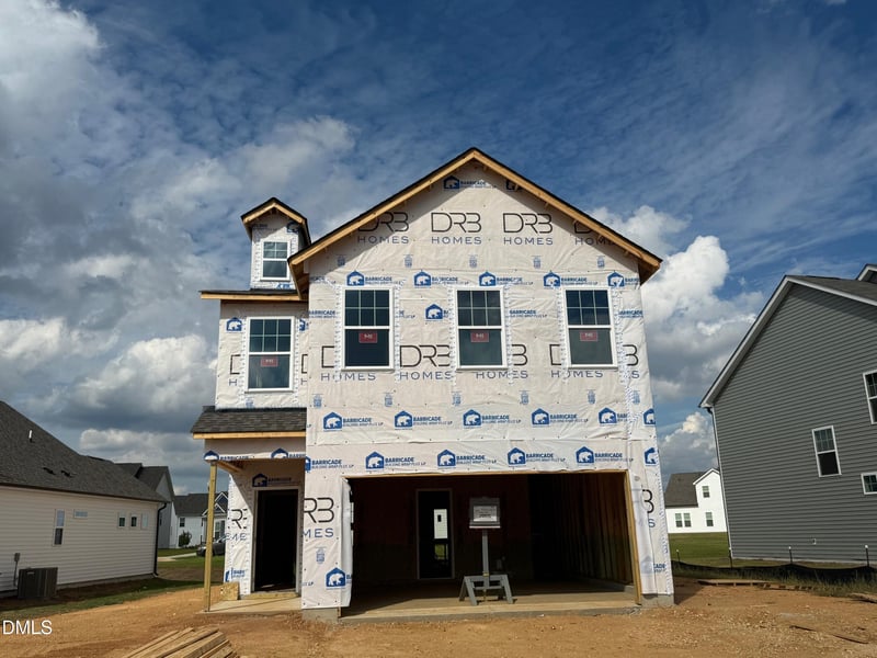 1069 Channel Drop Loop, Zebulon, NC 27597