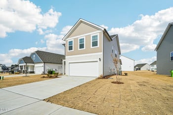 1069 Channel Drop Loop, Zebulon, NC 27597