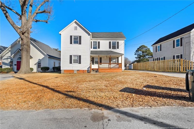 107 12th St, Erwin, NC 28339