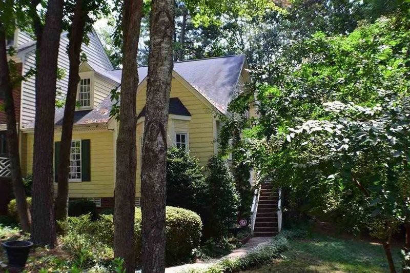 107 Adventure Trl, Cary, NC 27513
