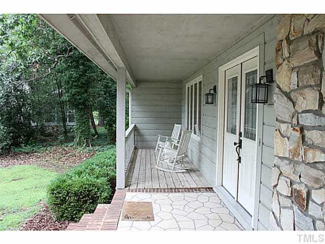 107 Alder Ln, Cary, NC 27518