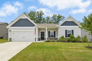 107 Altair Ln, Sanford, NC 27330