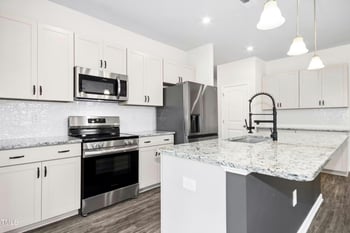 107 Altair Ln, Sanford, NC 27330