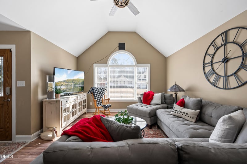 107 Apache Dr, Louisburg, NC 27549