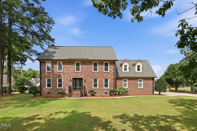 107 Ashley Ln, Dunn, NC 28334