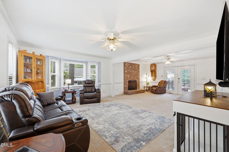 107 Ashley Ln, Dunn, NC 28334
