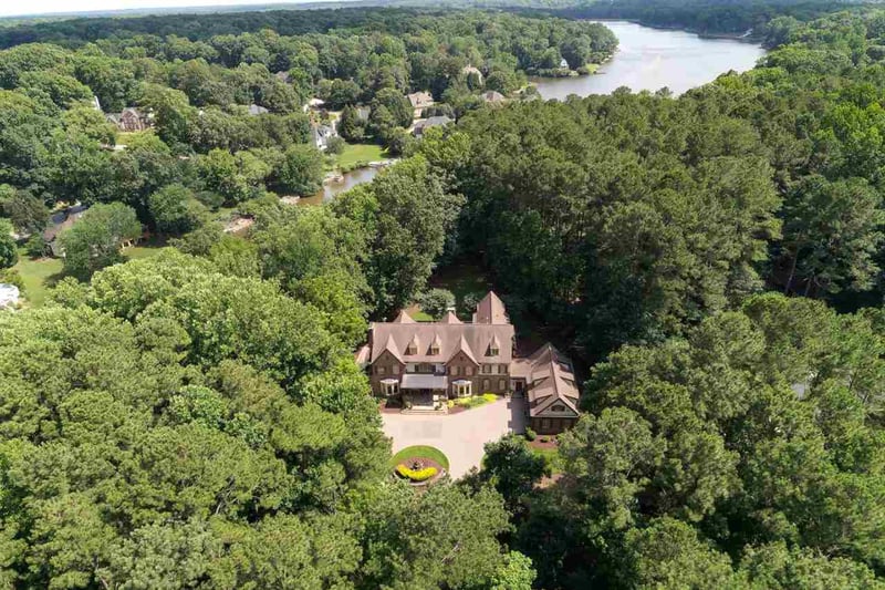 107 Autumn Cir, Cary, NC 27518