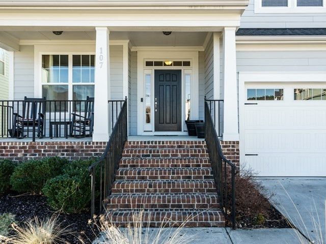 107 Avas Loop, Chapel Hill, NC 27516