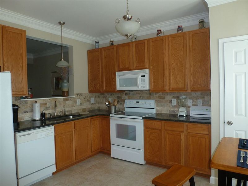 107 Baberton Dr, Apex, NC 27502