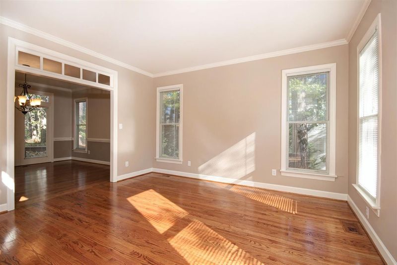 107 Balzac Ct, Cary, NC 27511