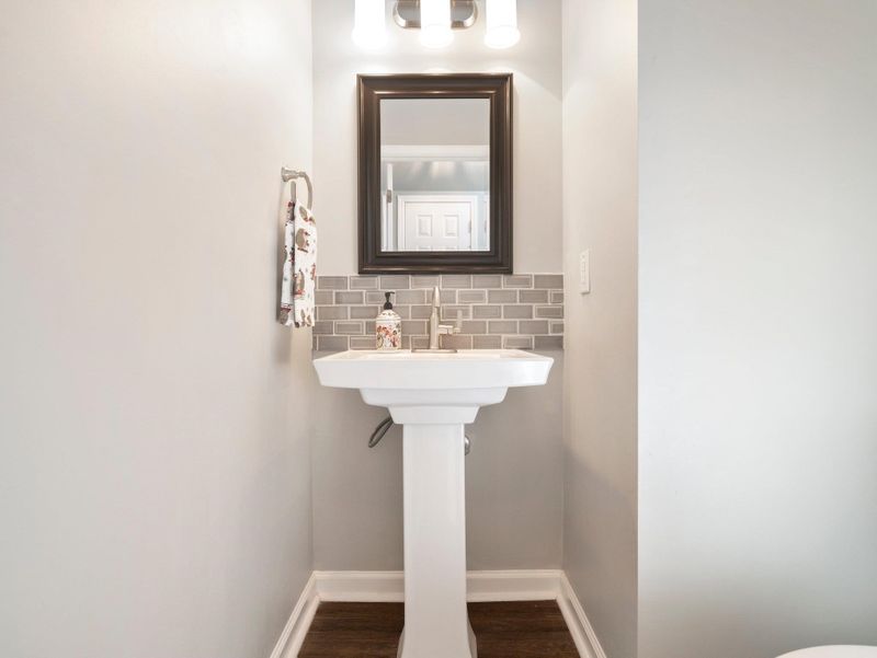 107 Banyon Tree Ln, Cary, NC 27513