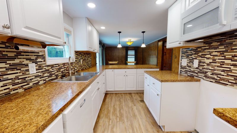 107 N Bell Haven St, Apex, NC 27539