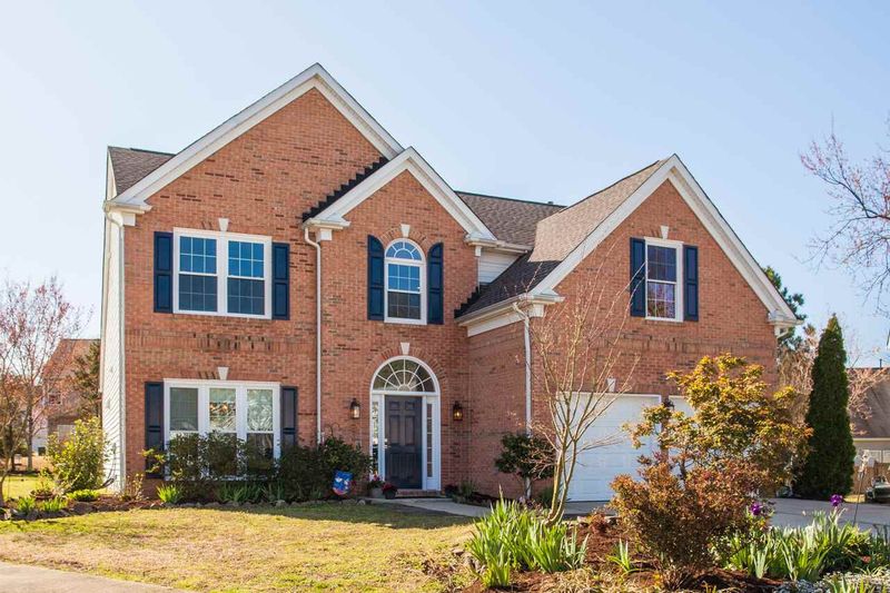 107 Blue Boar Ct, Cary, NC 27519