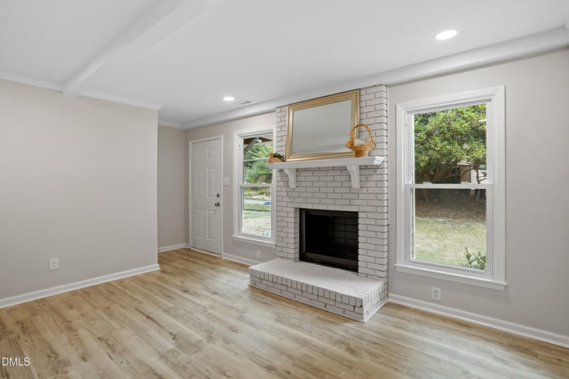 107 Bonnell Ct, Cary, NC 27511