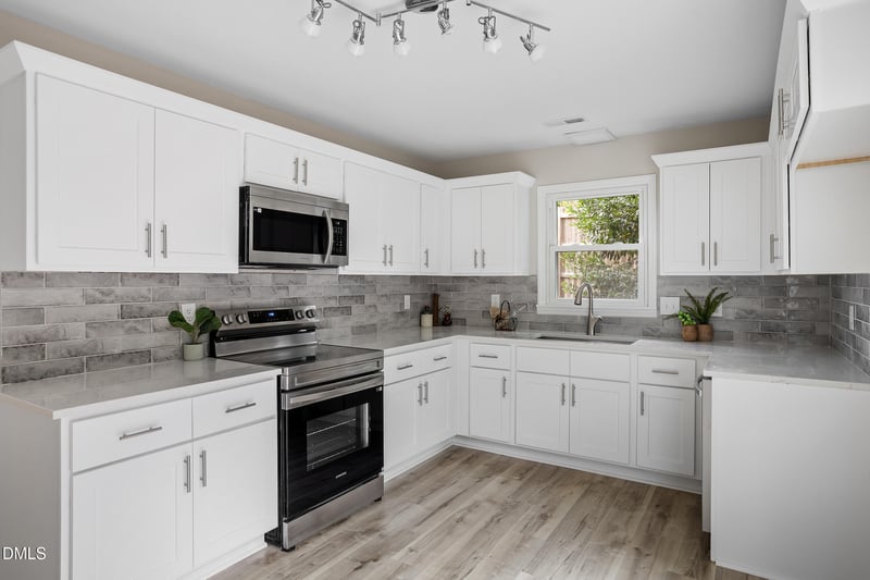 107 Bonnell Ct, Cary, NC 27511