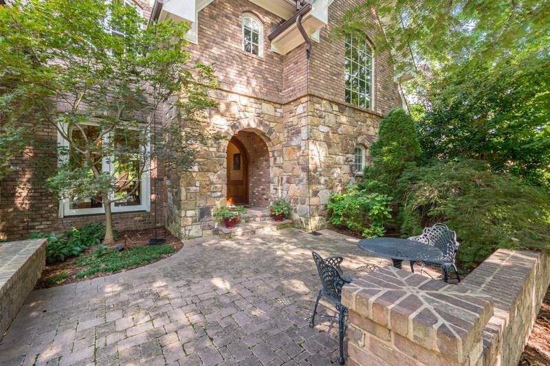 107 Botanical Way, Chapel Hill, NC 27517